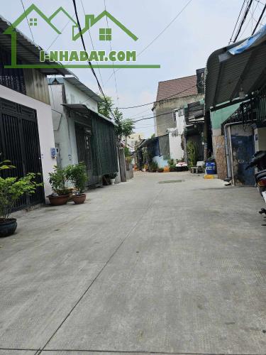 Bán Nhà Tân Xuân Hóc Môn,104m2, 2 Tầng, xinh lung Linh, ngang 5 nở hậu tài lộc, hẻm xe hơ, - 4