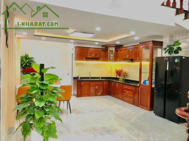 Bán nhà Bình Thạnh, Mặt Tiền Kinh Doanh, Gần Phan Văn Trị, 3 Tầng, 5.3 x 23, Nhỉnh 20 Tỳ - 1