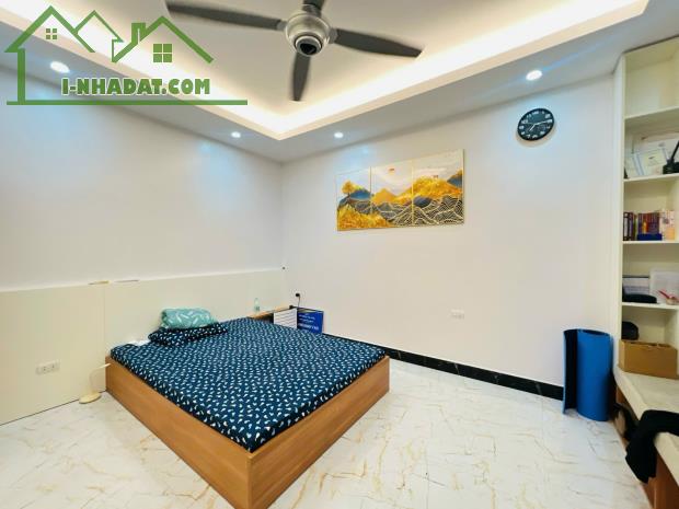 Cực Đẹp, Ở Luôn, phố Hồng Tiến, Phân Lô, Vỉa Hè, 6 Tầng, Gara Ôtô, 1 Bước ra Phố. - 2