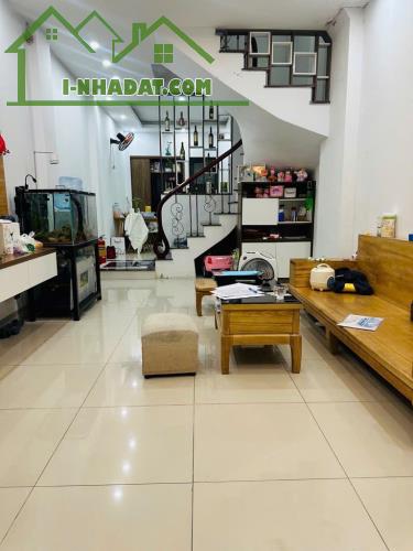 Nhà mới 2021, Trịnh Đình Cửu, 50m2, 4 ngủ, ô tô đậu cửa, chỉ 11.5 tỷ - 1