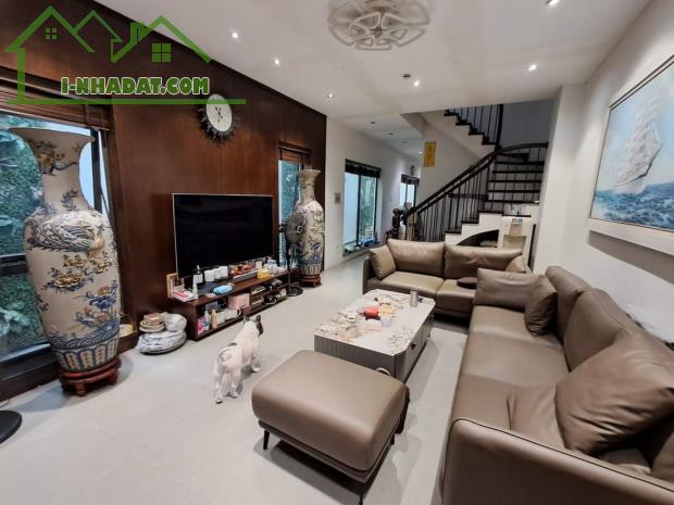 Siêu phẩm Bồ Đề Hồng Tiến 110m2 x 4T ngõ thông trung tâm tiện ích, thoáng đẹp. 17,6tỷ - 5