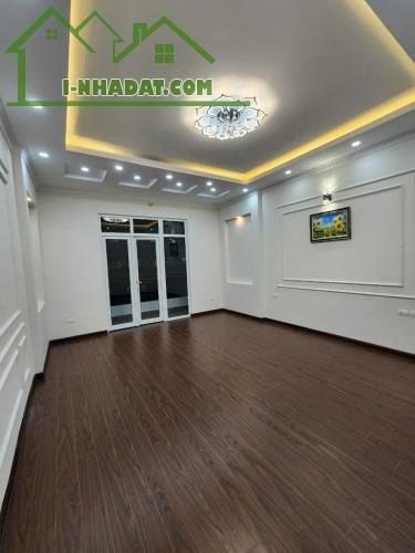 Bán nhà phố Nguyễn Lương Bằng, Đống Đa, lô góc, ngõ thông kinh doanh, DT 61m2, Nhỉnh 11 tỷ - 1