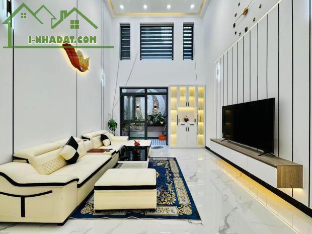 NHÀ ĐẸP THỦ ĐỨC - 105M2 - SÂN ĐỂ ÔTÔ 7 CHỖ - PHONG CÁCH HIỆN ĐẠI TRẺ TRUNG - 2