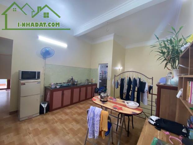 Bán Đất tặng Nhà 2 tầng độc lập sân cổng riêng đường Nguyễn Văn Hới - 1