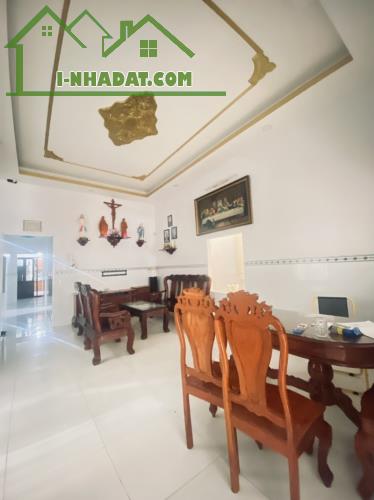 [Chỉ 56 tr/m2] MTNB ngay chợ Tân Hương, dt 162m2, 1 trệt 1 lầu chỉ 9 tỷ 2 - 1
