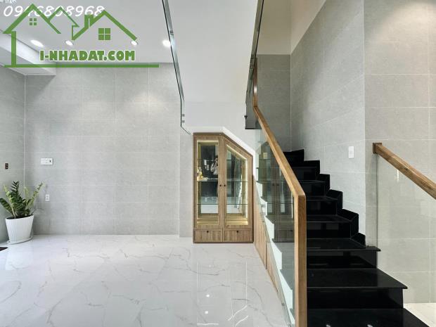 Bán nhà 2Tầng Đỗ Xuân Hợp P.Phước Long A, TP.Thủ Đức DT 52m2 chỉ 5.99Tỷ Tặng Full nội - 1