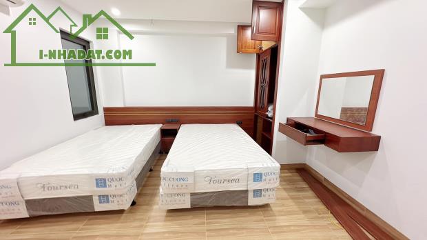 TÒA NHÀ 7T CHDV TĐC PHỐ TRẠM 82M2 VỈA HÈ VÍP ÔTÔ TRÁNH THANG MÁY. 23 TỶ. - 2