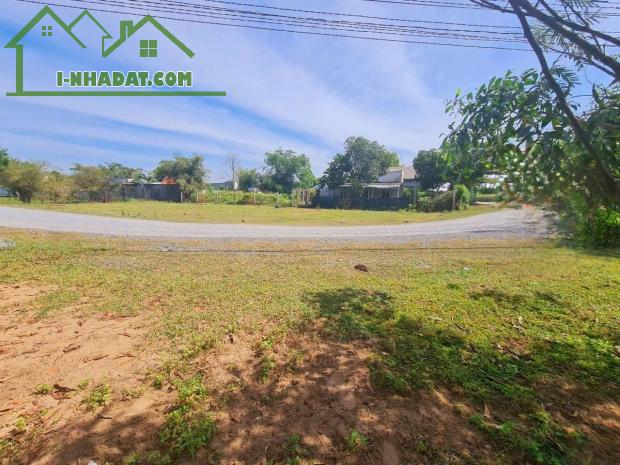 bán đất 1196m2 ,gần quốc lộ N2, xã Hòa Khánh Nam, Đức Hòa, Long An.  giá 4.7 tỷ. - 2