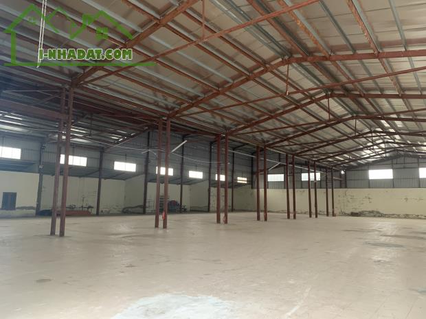 Cần bán đất Dịch Vụ có Kho Xưởng 4300m2 gần ngã tư Sân Bay, Nghi Phú, TP Vinh - 1