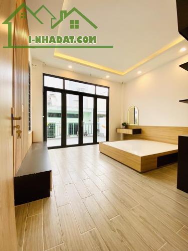 ***Bán nhà mặt tiền Võ Thành Trang, phường 11 Tân BÌnh (4,5*15) 3 tầng - 2