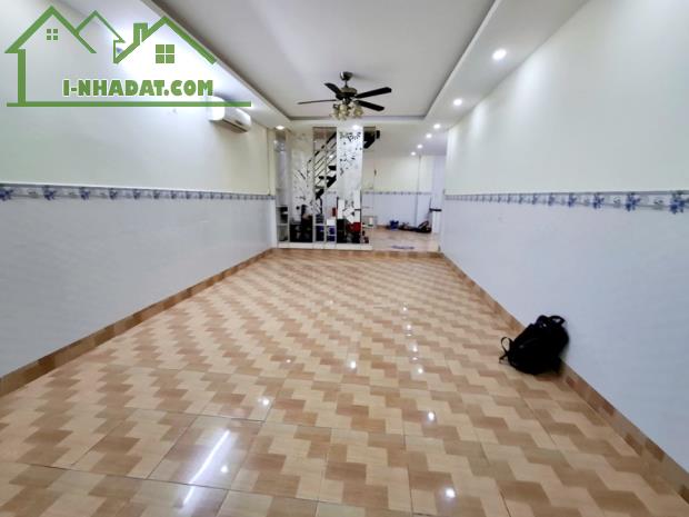 Bán Nhà SIÊU HIẾM Trần Bình Trọng P1, siêu nở hậu 8m 76m² Chỉ 4,6 Tỷ