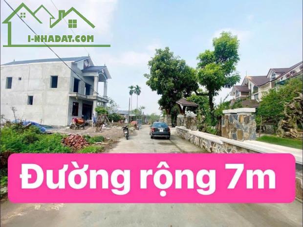 CHỈ 1.x tỷ QUÝ AC SỞ HỮU NGAY 195m2 XUNG QUANH TOÀN BIỆT THỰ NHÀ VƯỜN Chủ gửi bán lô đất t