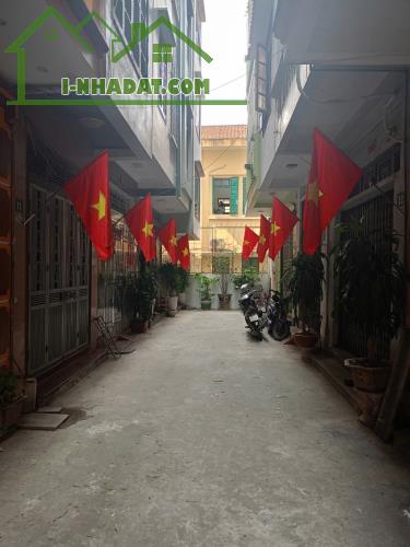 Chính chủ cần bán nhà 4 tầng giá 11 tỷ, DT 50m, Đường Trần Phú, Hà Đông, ngõ ô tô