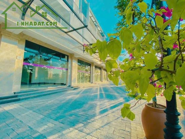 Giá tốt nhất hiện  tại Shophouse Ecogarden chỉ 6,x tỉ hoàn hiện tầng 1