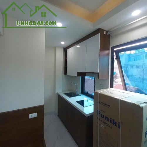 (Siêu Phẩm) Tòa Apartment lô góc 68m2 x 17P Hồ Tùng Mậu cách phố 25m. DT 1,2 tỷ/năm - Tin