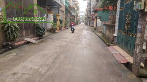 Bán 42m2 đất Tương Chúc - Ngũ Hiệp, Thanh Trì ngõ thông.