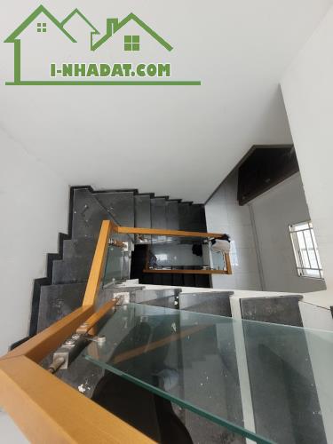 bán nhà rẻ hxh cực đẹp,Tỉnh Lộ 43,sau trường Tiểu học Bình Chiểu,148m2 4tầng,5.9tỷ. - 3