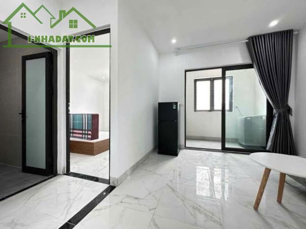 Bán tòa chung cư mini phố Vương Thừa Vũ, 125m2, dòng tiền 150tr/tháng, giá 1 triệu USD