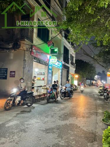 TÔI BÁN MẢNH ĐẤT MẶT PHỐ TƯ ĐÌNH-LONG BIÊN KNH DOANH SẦM UẤT, Ô TÔ CHÁNH, 106M2, 27 TỶ.
. - 1