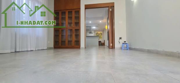 Cho thuê biệt thự mới đẹp khu an phú an khánh quận 2 - 3