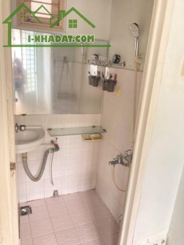 Cần bán chung cư Bàu Cát 2 Thang bộ 48m 2PN 1WC giá 1,8 tỷ - sổ hồng rồi