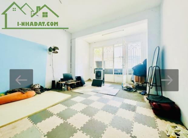 Mặt tiền KD 3 Tháng 2, P.14, Q.10, DT: 82m2, hai tầng, giảm mạnh còn 30 tỷ. - 2