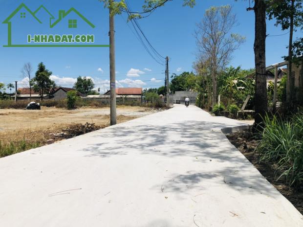Kiệt Ô Tô Trần Bạch Đằng-Phường Hương Văn -Thị Xã Hương Trà - 1