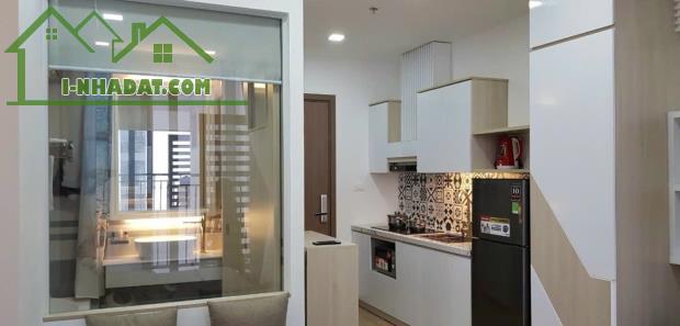 ..Chính chủ cho thuê Studio dự án Vinhomes Green Bay, Mễ Trì, Quận Nam Từ Liêm, Hà Nội