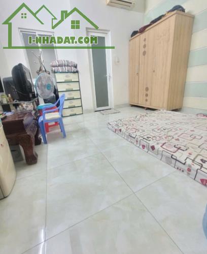 Bán nhà 4T - 60m2- Lã Xuân Oai, Tăng Nhơn Phú A, Quận 9, nhỉnh 5 tỷ