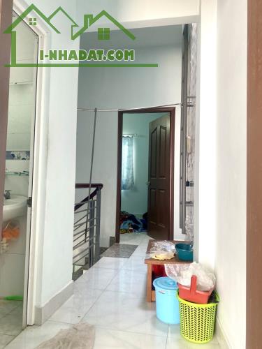 CẦN BÁN NHÀ HXH TRƯƠNG THỊ HOA,  DT- 50M 2-  TẦNG - 4,7×12- 3,35 TY - 4