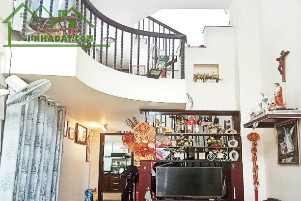 Nhà Nguyễn Kiệm Phú Nhuận, 64.5m² (3.9m/ nở hậu L 6.6m x 12.8m) 5 Tầng - Giá 12.8 tỷ TL - 4