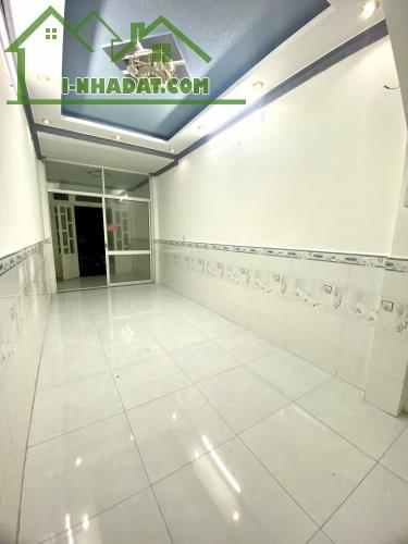 Bán Nhà Mặt Tiền Kính Doanh Nguyễn Thị Thơi , Đường 14m, 35m2, Đẹp xinh xắn - 5