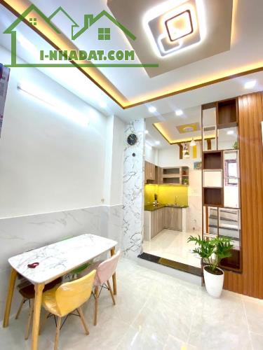 Nhà đẹp lung linh, nhỏ nhiều công năng, Lưu Hữu Phước 22m2, nở hậu, SHR, tặng full NT