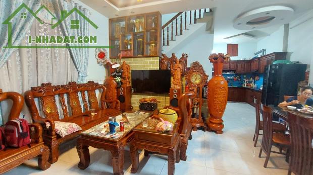 NHÀ MT ĐƯỜNG SỐ 6 BÌNH CHIỂU, 240M2, NGANG 7.5M, 3 TẦNG, THU NHẬP 30TR/TH, CHỈ 16 TỶ. - 5