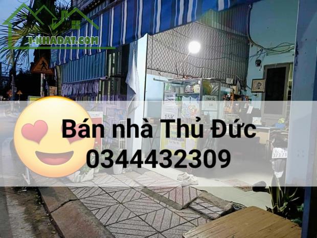 Bán nhà Thủ Đức, Mặt tiền đường, Xa lộ Hà Nội, Ngay Đại học Hutech, 176 m2, Ngang 12m - 1