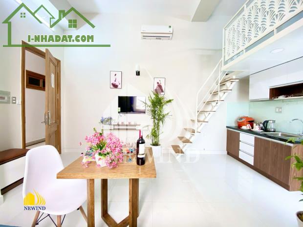 Duplex trung tâm quận 7 full nội thất cửa sổ siêu tháng mát