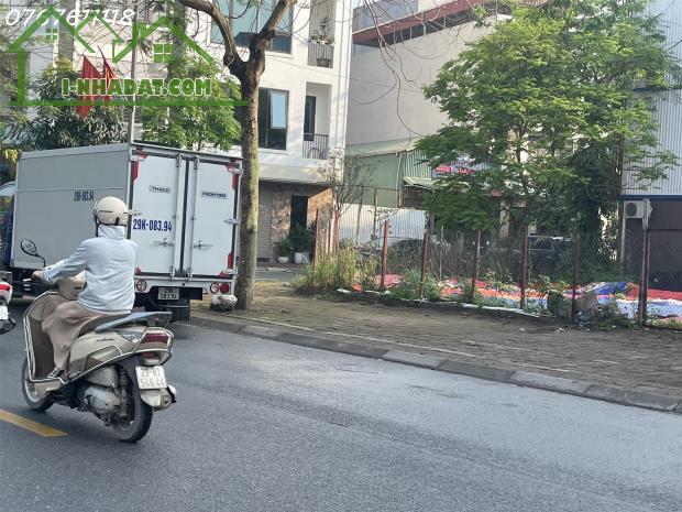 Bán đất mặt phố Phúc Lợi lô góc 3 mặt thoáng, vỉa hè 2 bên, 93m,MT6m,16 tỷ - 2