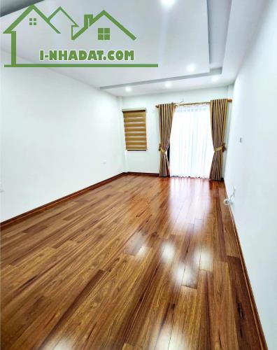 Bán Căn Phân Khúc Hiếm, 30m2, 5 Tầng Ngọc Thụy, LB, Ô Tô Cách Nhà 15m, Ngõ Thông - 5.49 Tỷ - 3