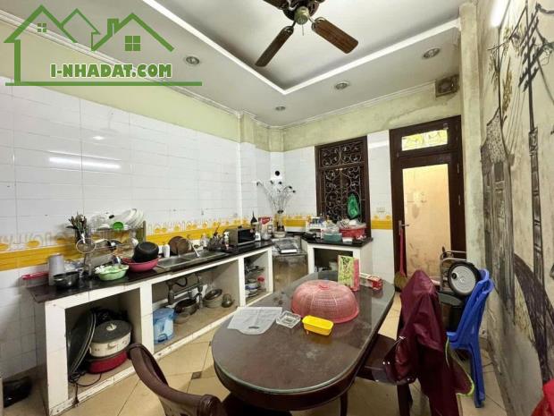 4 x 21m , BÁN GẤP NHÀ MẶT TIỀN TRỊNH ĐÌNH TRỌNG, TÂN PHÚ GIÁ 11 TỶ TL