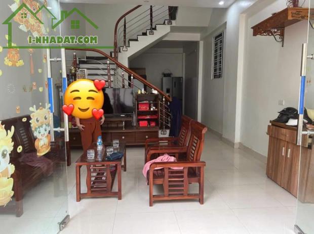 Bán nhà ngõ phố Cô Đông, ph Bình Hàn, TP HD, 40.2m2, 3 tầng, 3 ngủ, 2 vs, giá chỉ 1.89 tỷ - 4