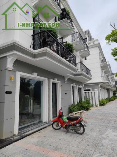 Chính Chủ Cần Bán Gấp Vinhomes Uông Bí, Có HT Vay Ngân Hàng, Nhận Nhà Ở Ngay