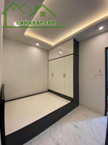 TRUNG KÍNH - CẦU GIẤY - 40,5M2 x 5TẦNG - NGÕ THÔNG- DÒNG TIỀN - HƠN 8 TỶ - 3