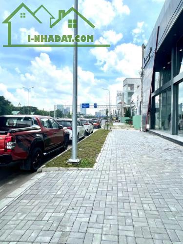 Mặt tiền kinh doanh Nguyễn Văn Linh Bình Thuận Quận 7, 100m2 đất thổ ngang 10m chỉ 24 tỷ - 1