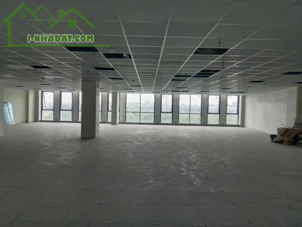 Siêu đắc địa Long Biên ! Tòa nhà văn phòng phố Hồng Tiến 500m2 - 9 tầng - Mặt tiền 18m - 2