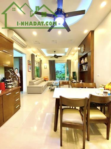 Bán nhà Cầu Giấy Nguyễn Khánh Toàn lô góc ô tô tránh nhỉnh 13 tỷ - 2