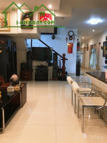 Gấp bán nhà Thủ Đức, gần Nguyễn Thị Định, Q.2(cũ), dt đất 922m2 chỉ 45 tỷ. - 3