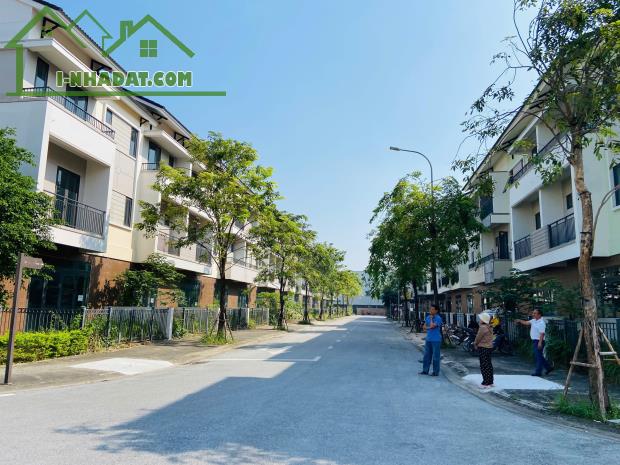 Nhà 90m2 - chỉ 5,x tỷ cách Nhà hát lớn HN 30 phút KĐT Centa City Từ Sơn - cho thuê có dòng