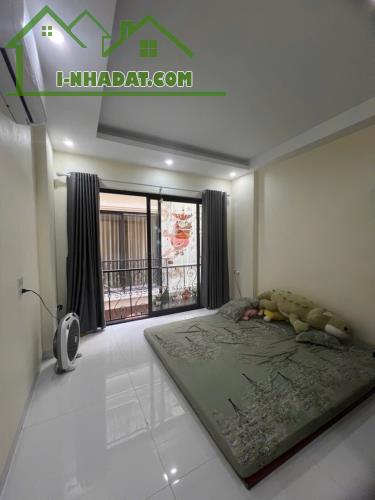 Bán nhà 30m x 5T ngõ 344 Ngọc Thụy, oto đỗ, giá chỉ hơn 4 tỷ TL. LH: 0936123469 - 2