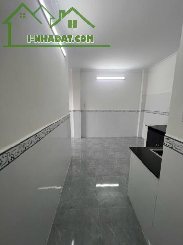 BÁN NHÀ LINH XUÂN THỦ ĐỨC, DT 60m2, GIÁ NHỈNH 3 TỶ CÒN THƯƠNG LƯỢNG.