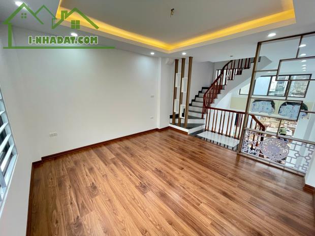 SIÊU PHẨM DUY NHẤT TẠI ĐƯỜNG CỔ ĐIỂN A, 6,85 TỶ, 60M2, 6PN, Ở SƯỚNG. CHỢ, TRƯỜNG, CHU VĂN - 2